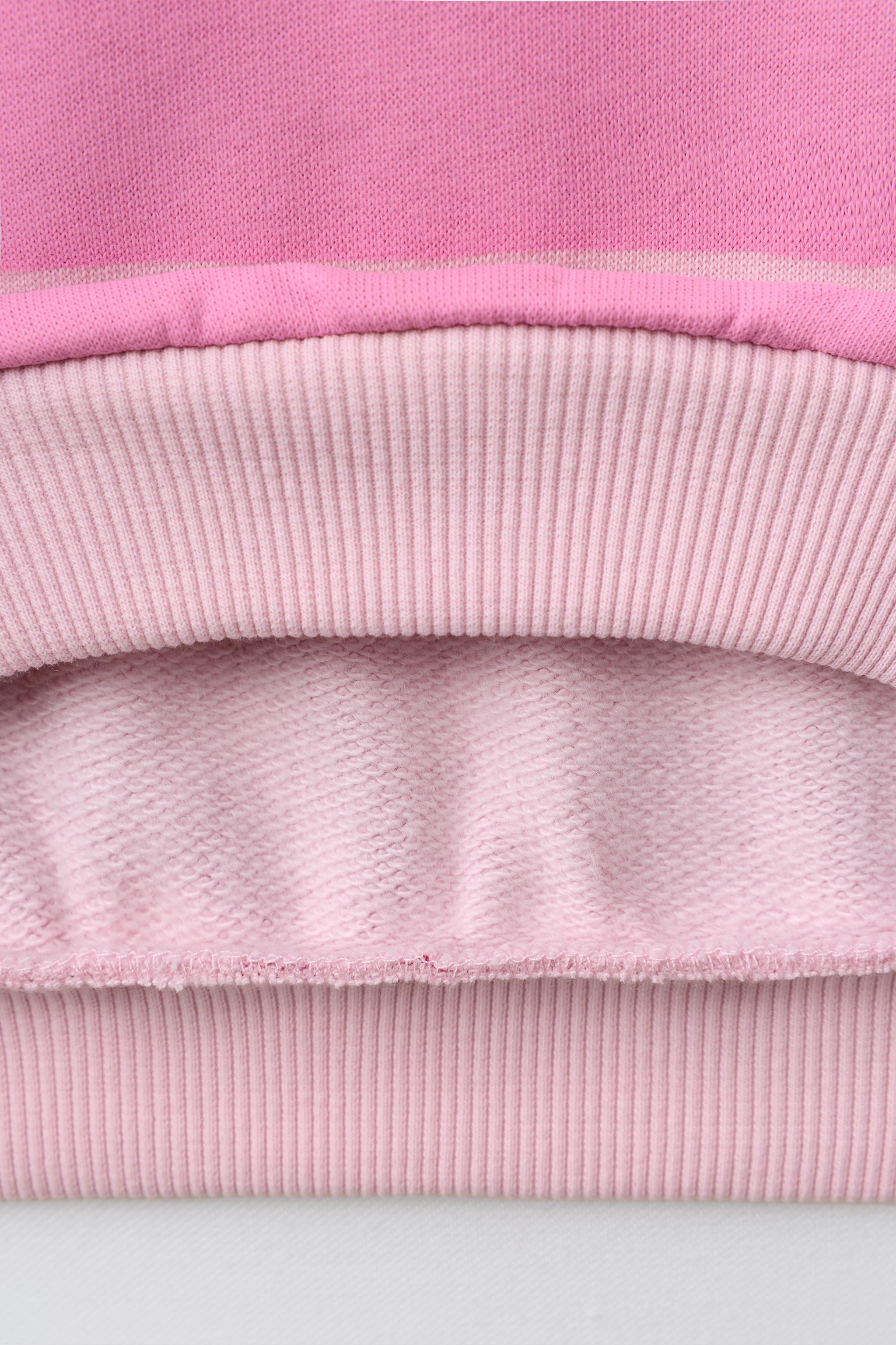 STRIPED AND HEART PRINT SWEATSHIRT